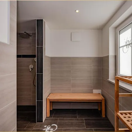 Doris Whg 1 Merilyn *